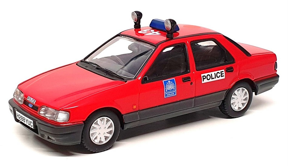 Vanguards 1/43 Scale VA09902 - Ford Sierra Sapphire 2.0 GLS - Met Police DPG
