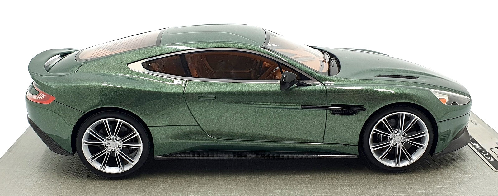 Tecnomodel 1/18 scale TM18-11U - Aston Martin Vanquish Coupe Appletree Green Met