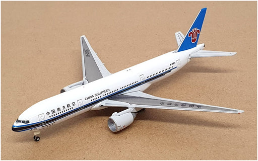 Star Jets 1/500 Scale SJCSN041 - Boeing 777-200 Aircraft - China Southern