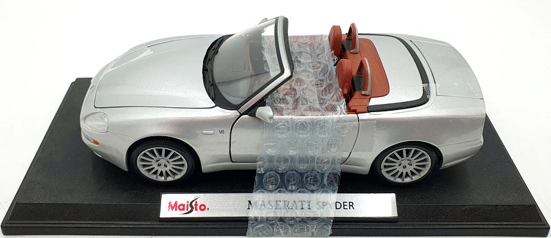 Maisto 1/18 Scale Diecast 31667 - Maserati Spyder - Silver