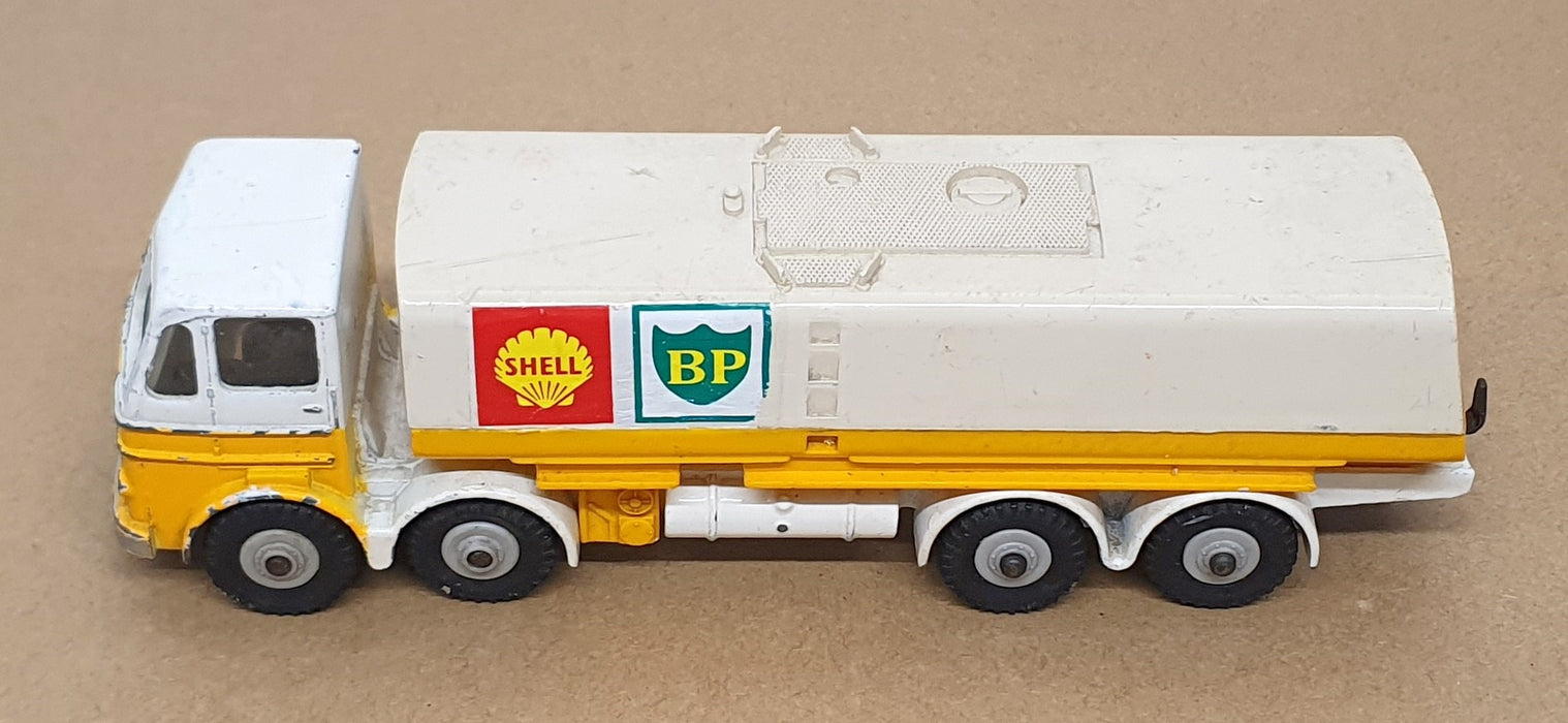 Dinky Supertoys Original 30526D - Leyland Octopus Truck Shell BP - White/Yellow