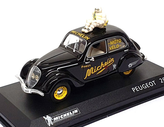 Altaya 1/43 Scale Diecast PEU202B - Peugeot 202 (Michelin) Black