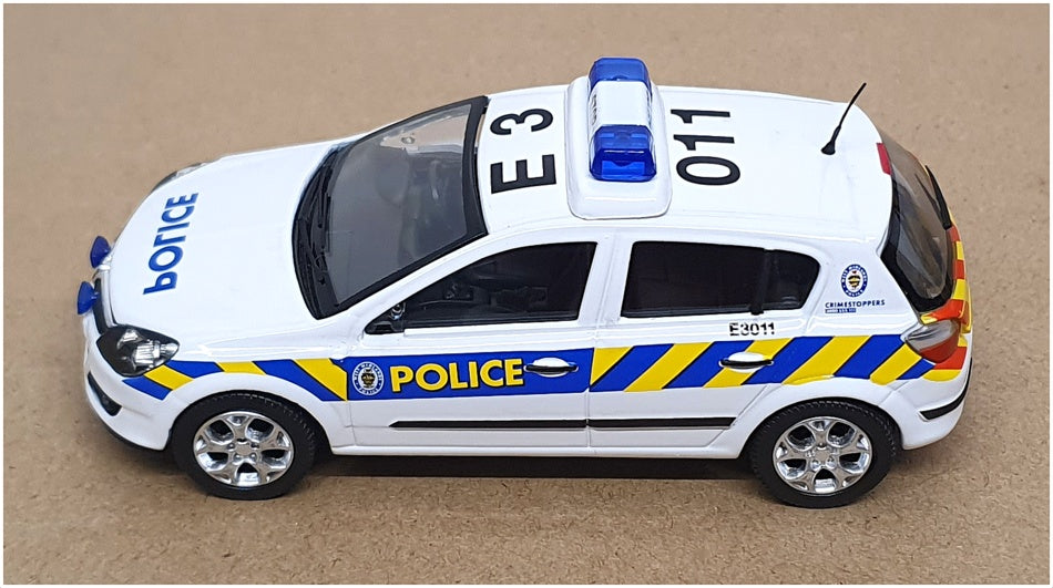 Vanguards 1/43 Scale VA09410 - Vauxhall Astra 1.7CDTi W. Midlands Police - White