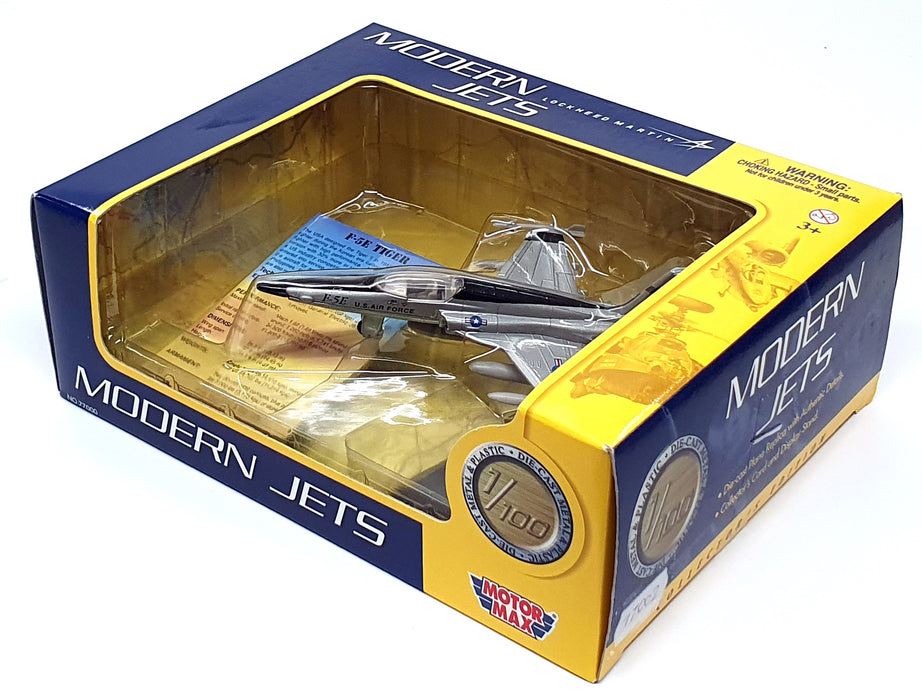 Motor Max Modern Jets 1/100 Scale 77002 - F-5E Tiger II Aircraft & Display Stand