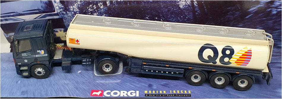 Corgi 1/50 Scale Diecast 75301 - DAF Tanker Truck Q8 - Blue/White