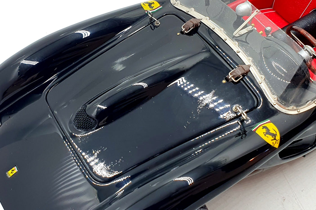 CMC 1/18 Scale M-081 - 1957 Ferrari Testa Rossa Pontoon Fender #124 - Black