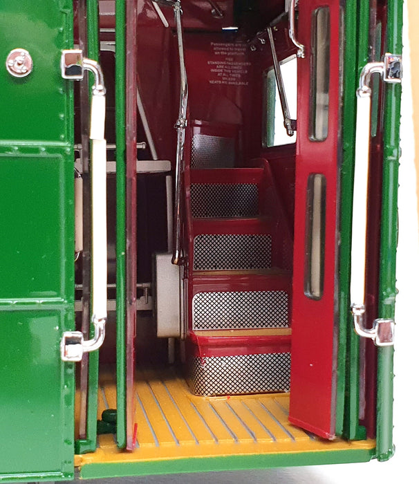 Sun Star 1/24 Scale 2912 AEC RMC Green Line Routemaster London Bus 715 Guildford