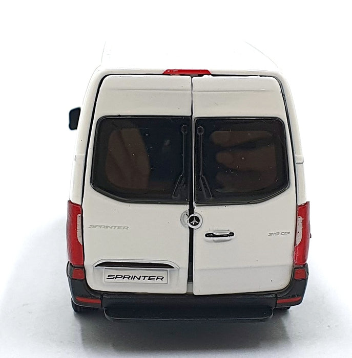 Kinsmart 1/48 Scale Pull Back & Go TY7714 - Mercedes-Benz Sprinter - White