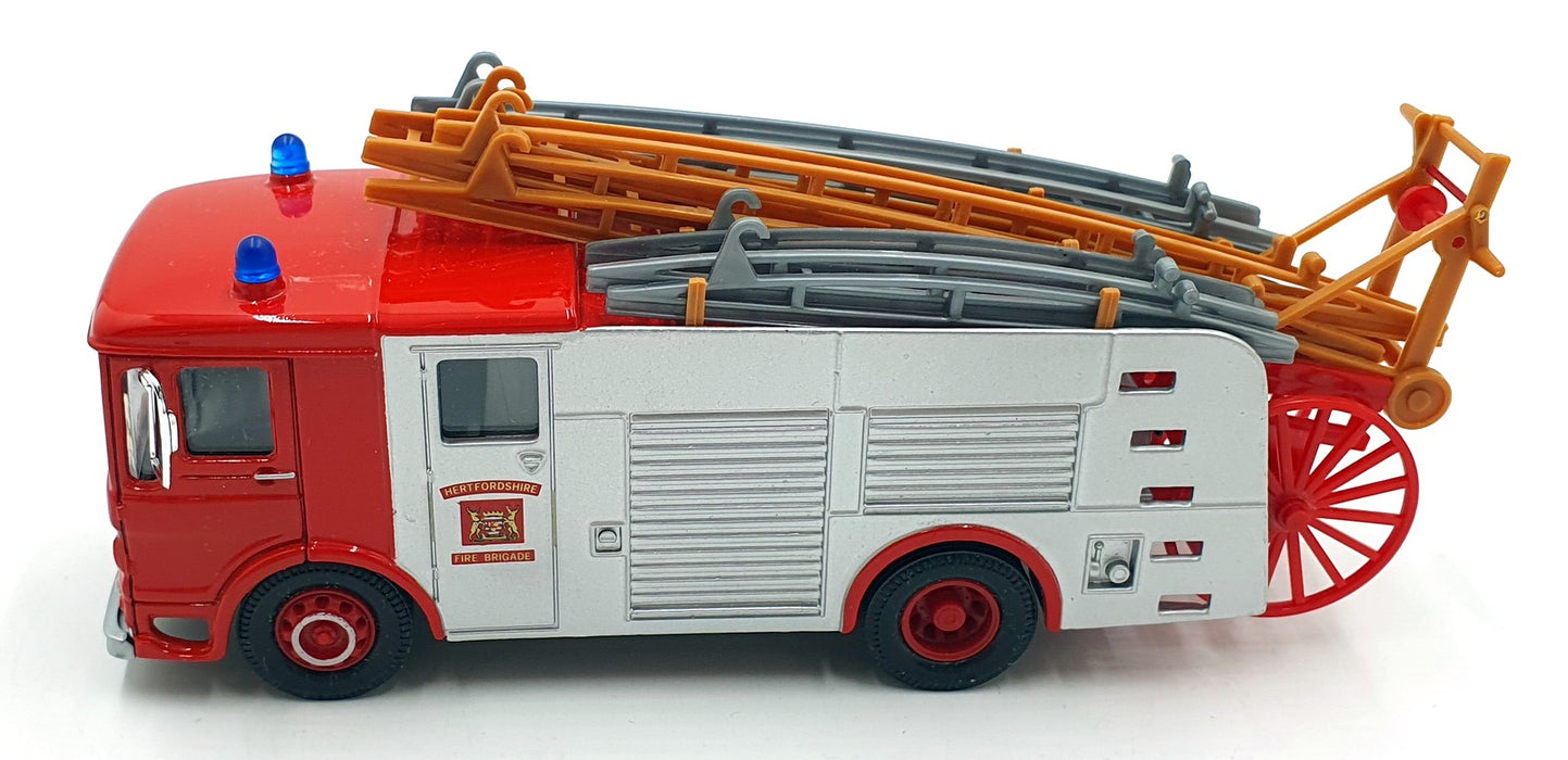 Corgi 1/50 Scale Diecast Fire Engine 97357 - AEC Pumper - Hertfordshire