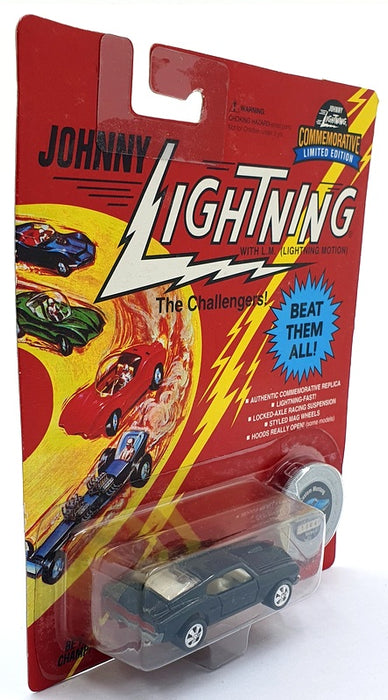Johnny Lightning 1/64 Scale 100-122 - The Challengers Custom Mustang - Black