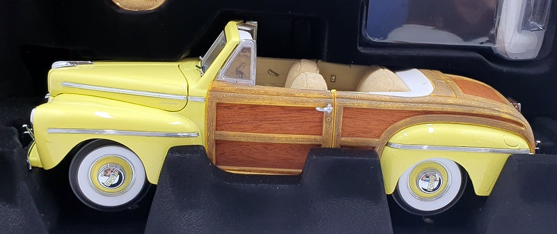 Road Signature 1/18 Scale Diecast 20048 - 1946 Ford Sportsman - Yellow