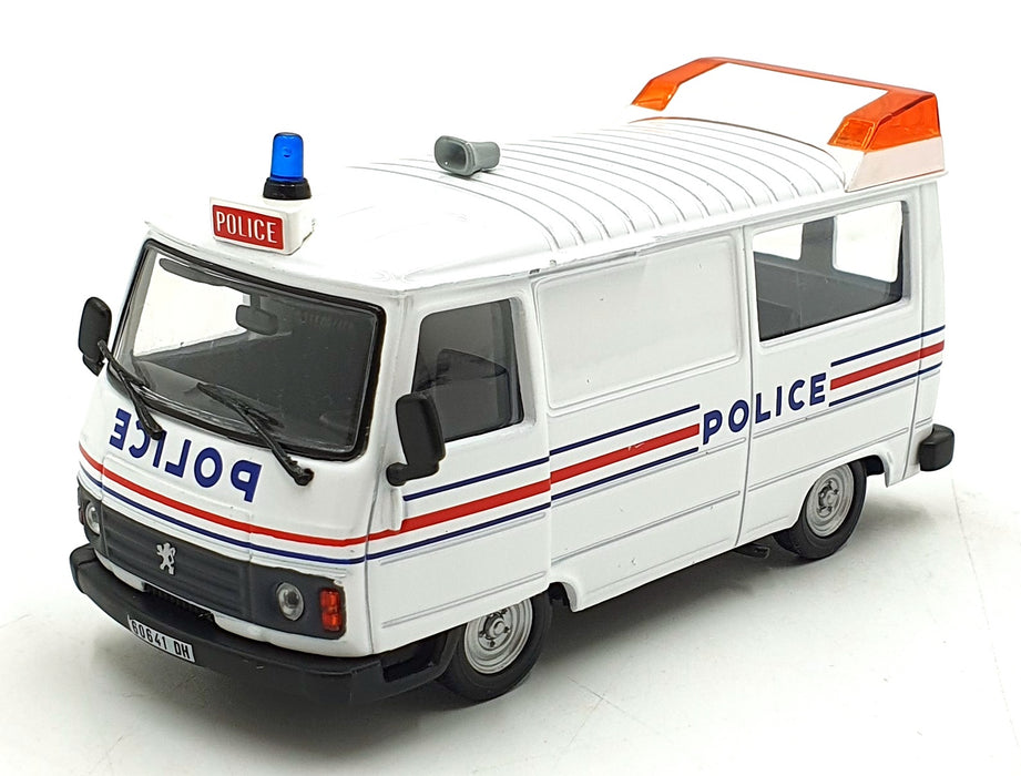 Norev Hachette 1/43 Scale FJ2798 - 1988 Peugeot J9 Police - Police Van