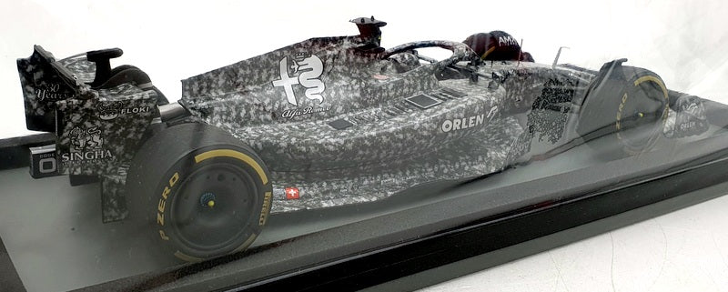 Spark 1/18 Scale Resin 18S749 - Alfa Romeo F1 Orlen C42 Barcelona Test 2022