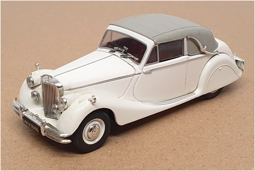 Atlas Editions 1/43 Scale 4 641 121 - Jaguar MkV - Ivory/Grey