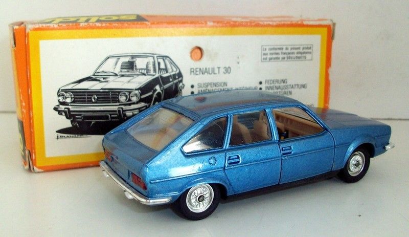 Solido 1/43 Scale n.30 Renault 30 Blue