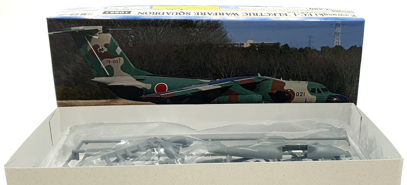 Hasegawa Kits 1/200 Scale 10861 - Kawasaki EC-1 Electric Warfare Squadron