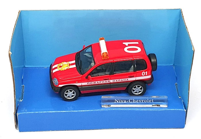 Cararama 1/43 Scale CARA21 - Niva Chevrolet Russian Fire Vehicle - Red