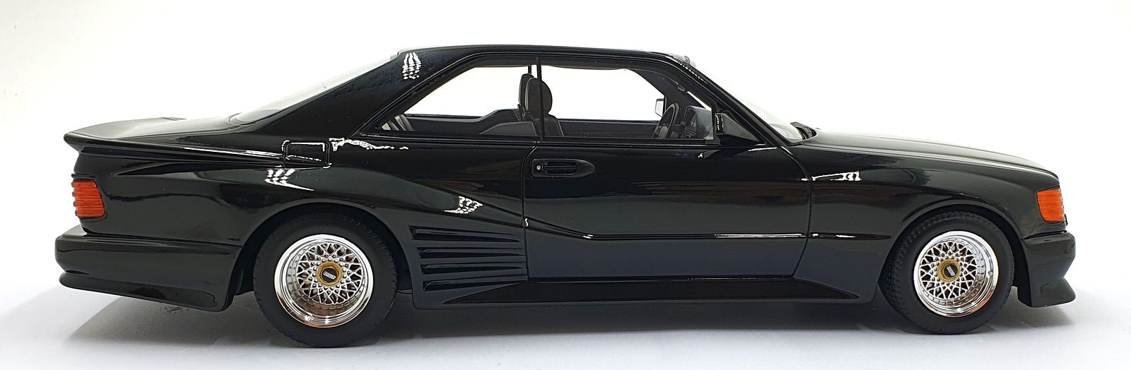 Otto Models 1/18 Scale Resin OT1134 - Koenig-Specials 560 SEC - Black