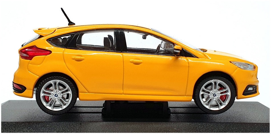 Vanguards 1/43 Scale Diecast VA15302 - Ford Focus Mk3 ST - Tangerine Scream