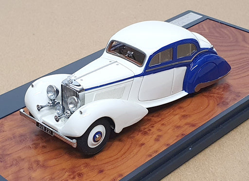 Matrix 1/43 Scale MX40201-061 - 1935 Bentley 4.5L Carlton Pillarless Saloon