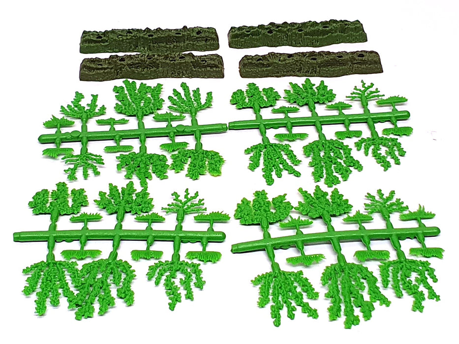 Britains 1/32 Scale 1730 - Four Farm Hedges - Green