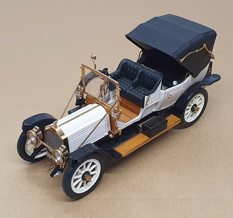 Franklin Mint 1/24 Scale 17626J - 1912 Packard Victoria - White/Black 