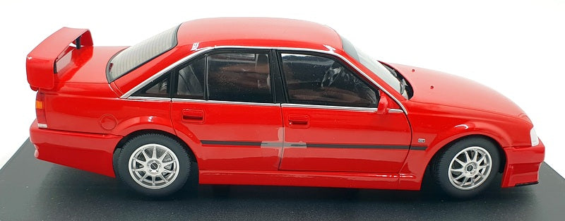Solido 1/18 Scale Diecast S1809704 - Opel Omega EVO500 1990 - Red