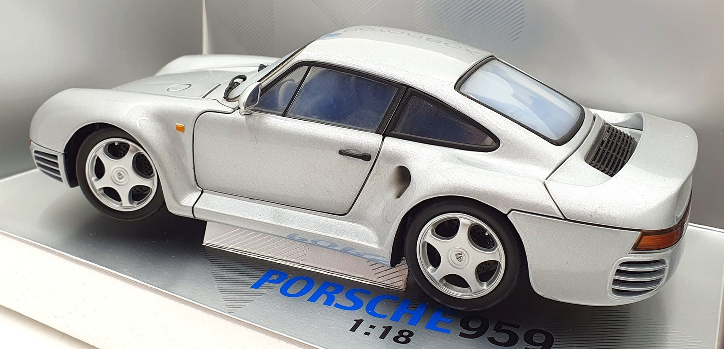 Revell Motorbox 1/18 Scale Diecast 28902 - Porsche 959 - Silver