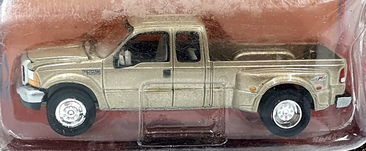 Racing Champions 1/64 Scale RC007 - 1999 Ford F-350 Super Duty - Gold