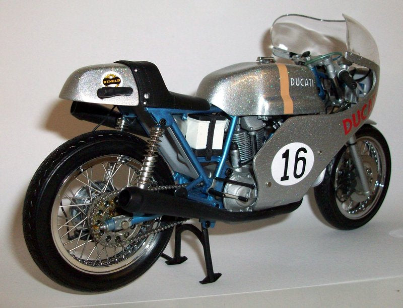 Minichamps 1/12 Scale - 122 720016 Ducati 750 Paul Smart Imola 1972