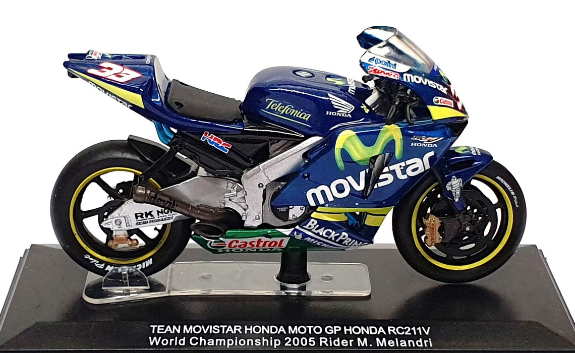 Italeri 1/22 Scale IT03C - Moviestar Honda RC211V Moto GP 2005 Melandri