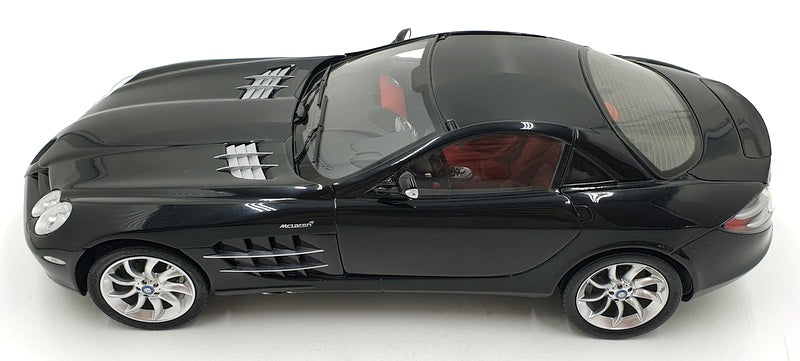 CMC 1/12 Scale Diecast DC26124C - Mercedes-Benz SLR McLaren - Black
