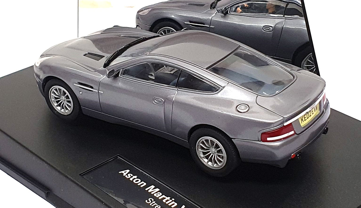 Carrera Evolution 1/32 Scale Slot Car 25701 - Aston Martin V12 Vanquish - Grey