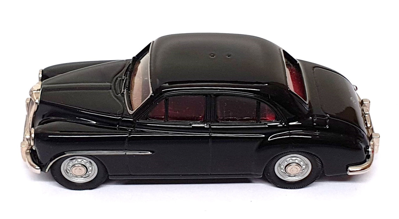 Lansdowne/Crossway 1/43 Scale CS004 - 1956 MG Magnette ZA Northumberland Police