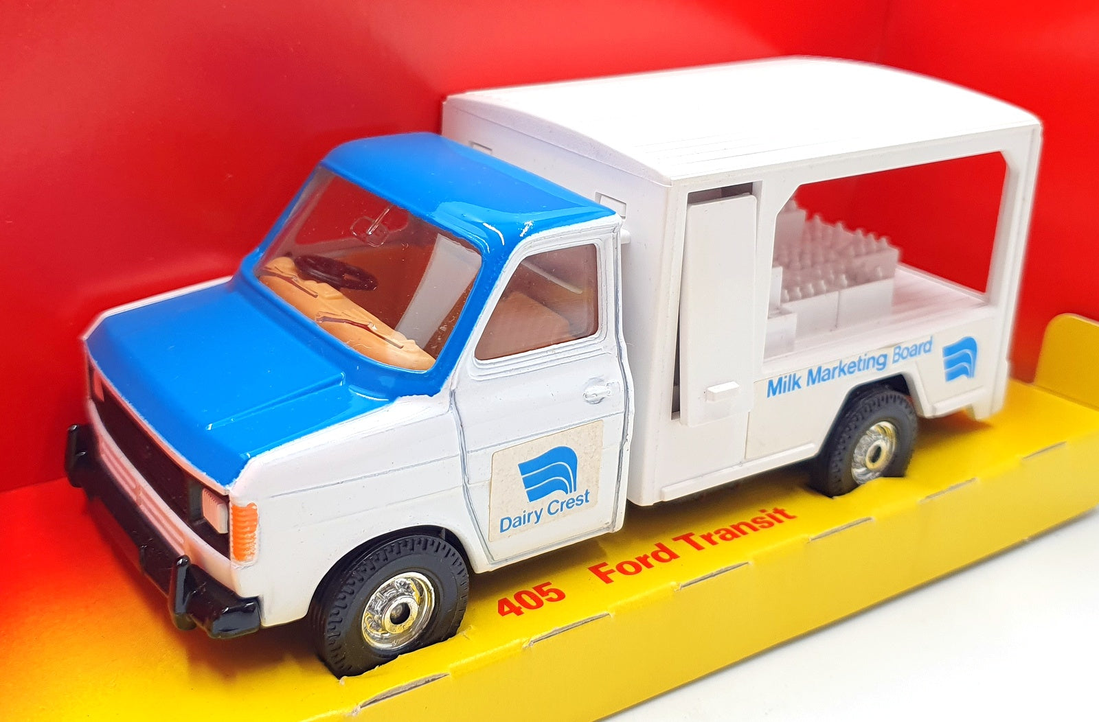 Corgi 14cm Long Diecast 405 - Ford Transit Dairy Crest Milk Van - White/Blue