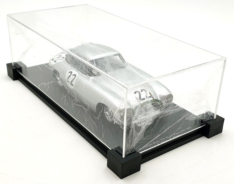 Spark 1/18 Scale 18S860 - Mercedes-Benz 300 SL #22 Le Mans 1952