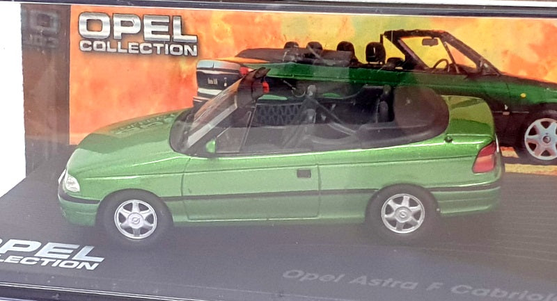 Eaglemoss 1/43 Scale E9298G - 1992-1998 Opel Astra F Cabrio - Met. Green