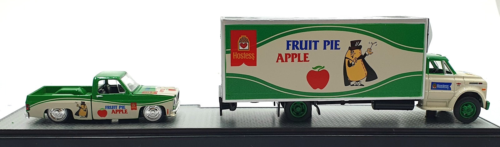 Castline M2 Machines 1/64 Scale S40 1968 Chevrolet C60 & 1974 Cheyenne Super 10