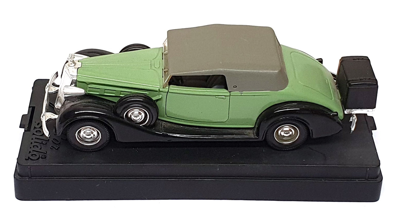 Solido 1/43 Scale 4037 - 1937 Packard Super Eight - Green/Black/Grey
