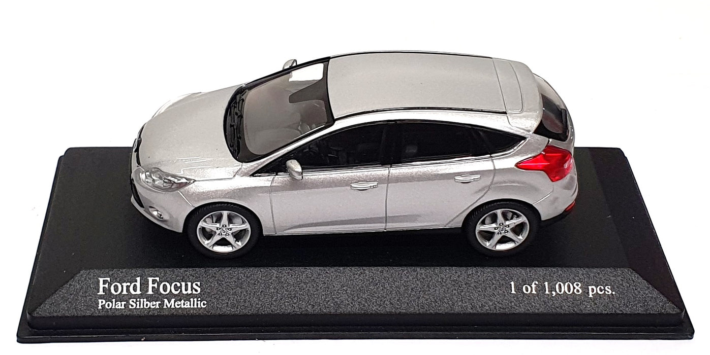 Minichamps 1/43 Scale 400 080300 - 2011 Ford Focus - Silver