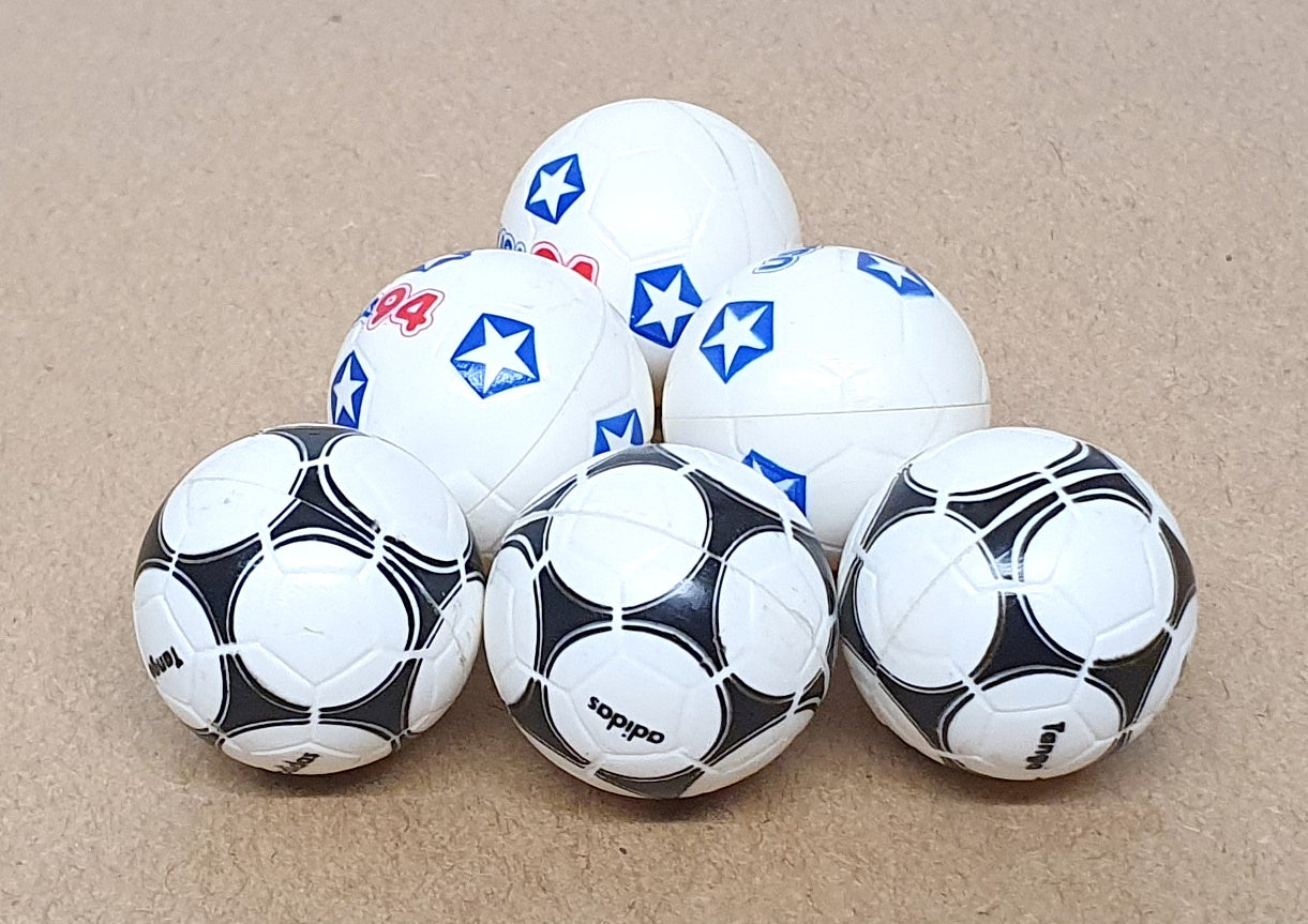 Subbuteo 61225 & 61205 - 3x Tango & 3x USA 94 Footballs