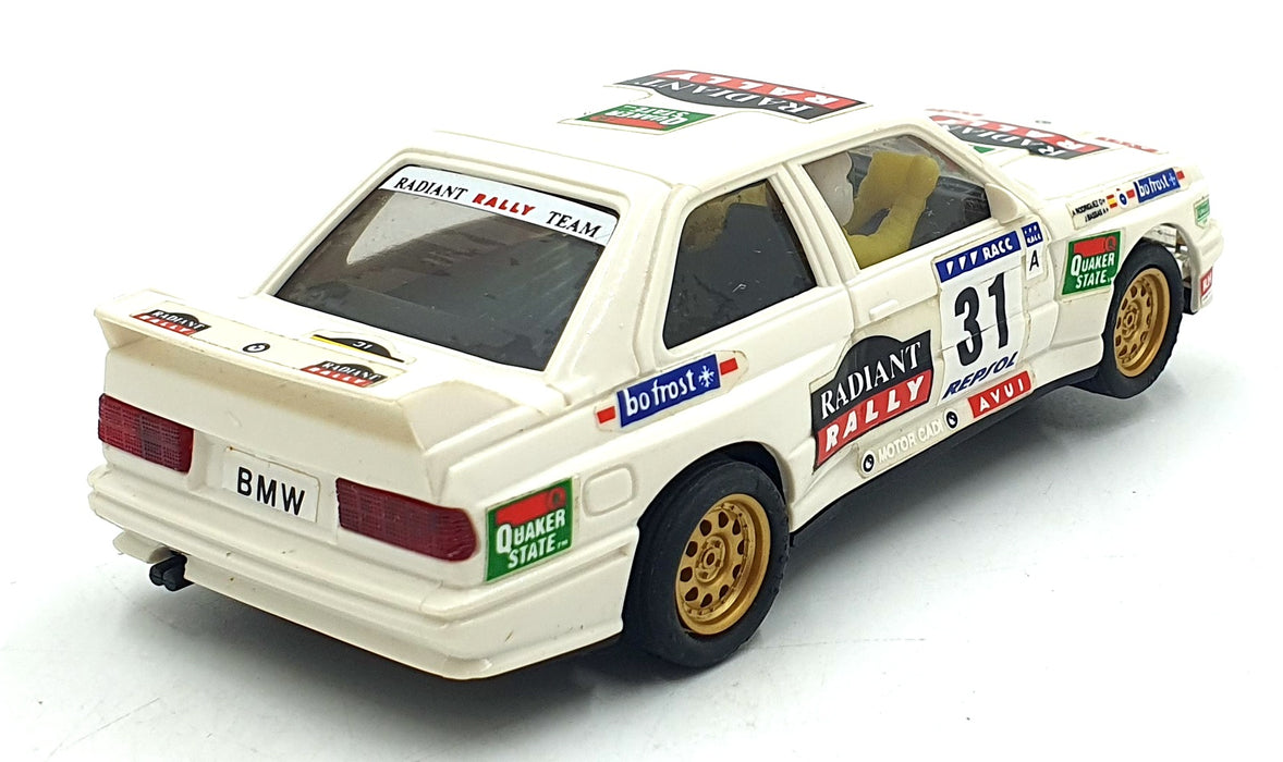 Matchbox SCX 1/32 Scale Slot Car 83970.20 - F1 BMW M3 "Radiant" #31