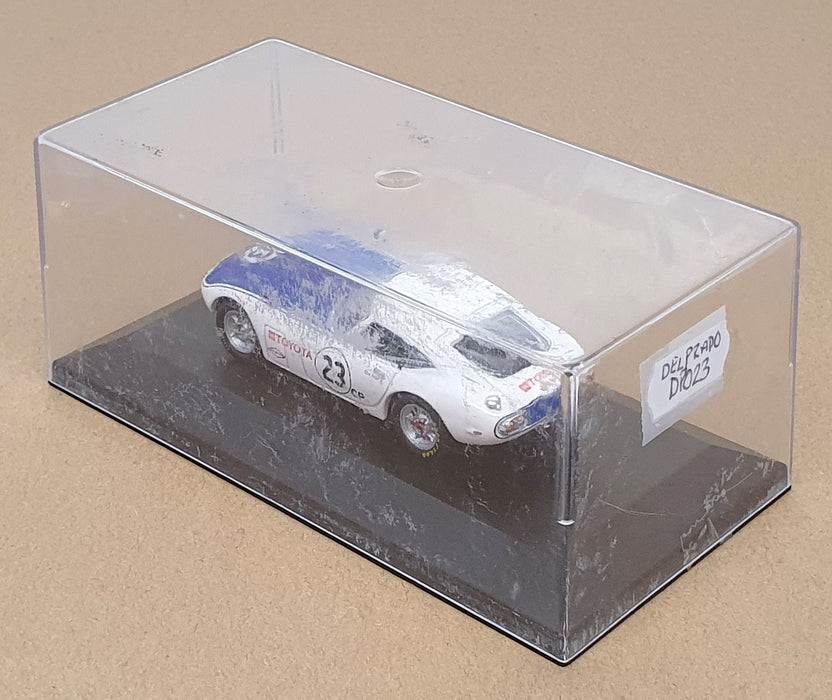 DelPrado 1/43 Scale DP023 - Toyota 2000GT Race Car #23 - White/Blue