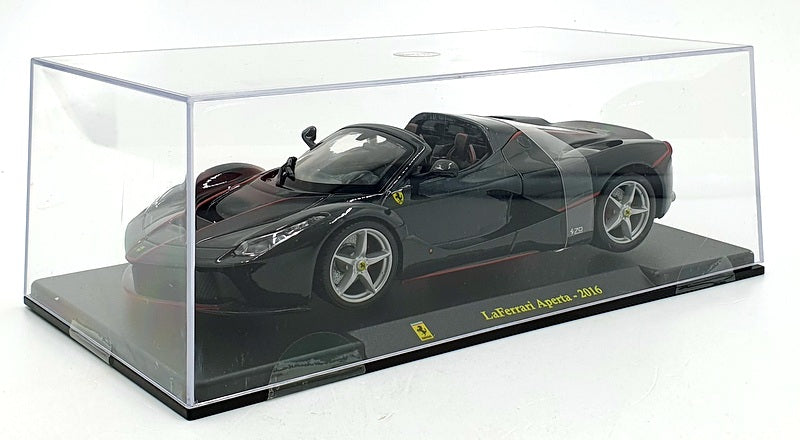 Burago 1/24 Scale Diecast 191223K - 2016 Ferrari La Ferrari Aperta - Black