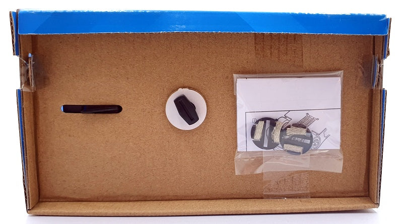 Scalextric 1/32 Scale Slot Car C4141 - Scalextric Rasio C-20 - Blue/Yellow