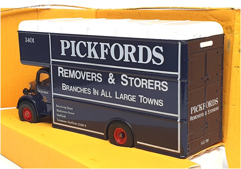 Corgi 1/50 Scale C953/1 - Bedford O Series Pantechnicon "Pickfords" Blue