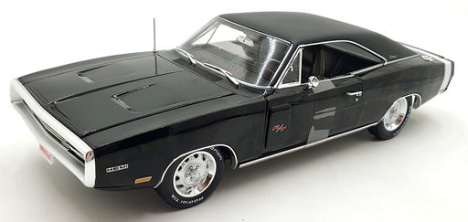 Auto World 1/18 Scale AMM1302/06 - 1970 Dodge Charger R/T - Black