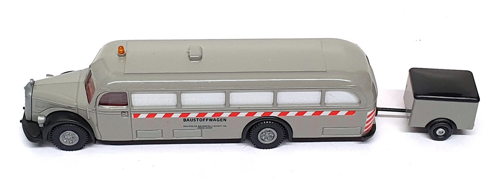 Brekina 1/87 Scale 5003 - Mercedes Benz O 5000 Baustoffwagen - Grey