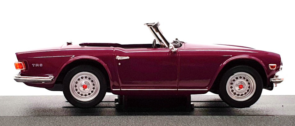 Vanguards 1/43 Scale VA14701 - Triumph TR6 - Magenta