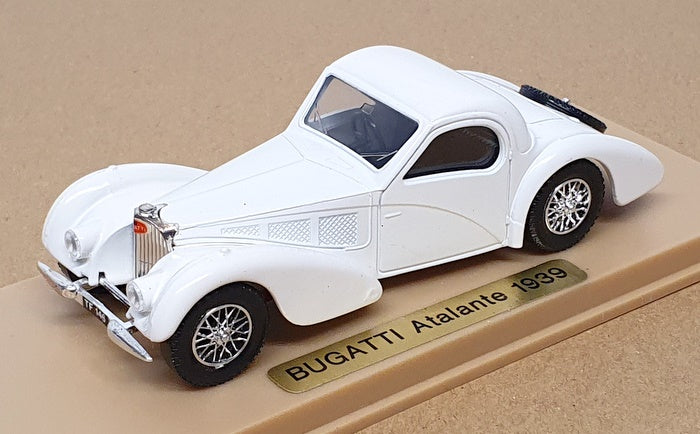 Solido 1/43 Scale Diecast No. 88 - 1939 Bugatti Atalante - White